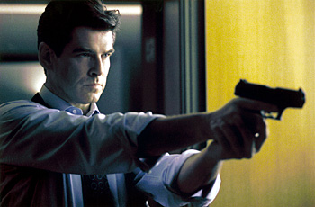 Pierce Brosnan in the VR sequence in Die Another Day (2002)