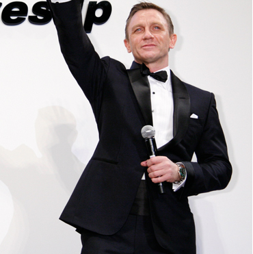 Daniel Craig and Olga Kuryleno at the Toyko Premiere of Quantum of Solace