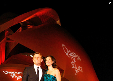 The spectacular Palau de las Artes in Valencia hosts the Quantum of Solace premiere 