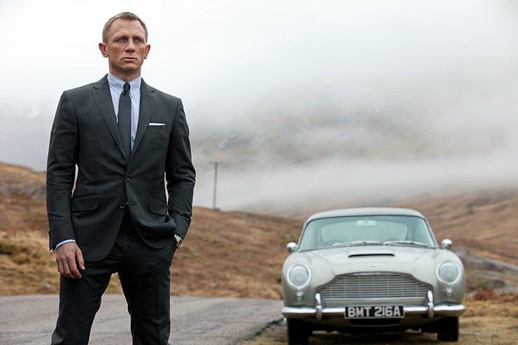 Skyfall - James Bond (Daniel Craig) with Aston Martin DB5