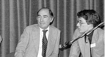 Maurice Binder, Syd Cain and Peter Hunt on stage at the 1982 Convention