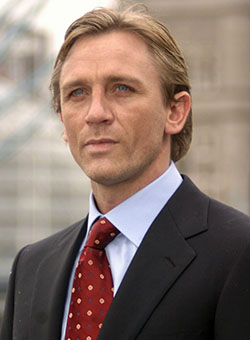 Daniel Craig cast as James Bond 007 in Casino Royale
