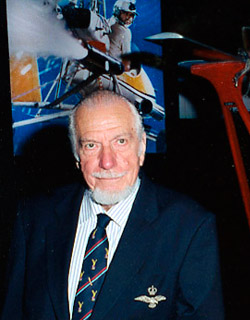 Wing Commander Ken Wallis (1916-2013)