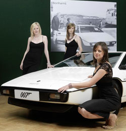 James Bond's Lotus Esprit auctioned by Bonhams