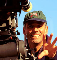 Martin Campbell to direct Casino Royale