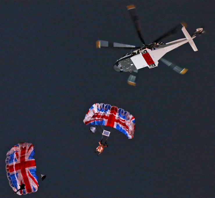 London 2012 opening ceremony - The Queen and James Bond parachute into the stadium
