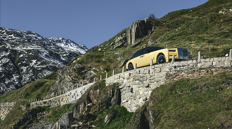 Rolls-Royce Phantom Extended Furka Pass, Switzerland