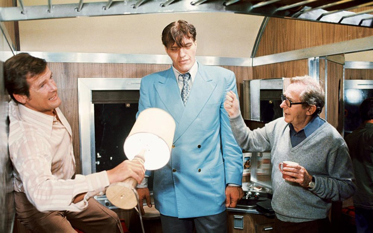 Roger Moore, Richard Kiel and director Lewis Gilbert