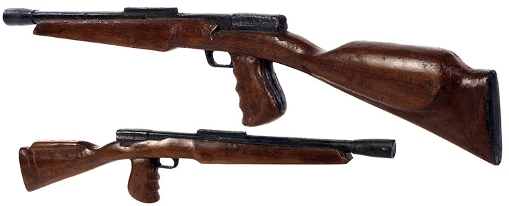 Lot #91 - Gyrojet Carbine You Only Live Twice (1967)